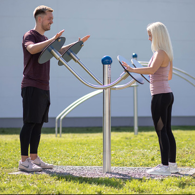Art Outside Outdoor-Fitnessgerät 