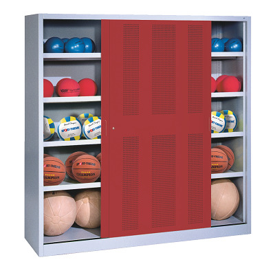 C+P Ballschrank mit Lochblech-Schiebetüren (Typ 4), HxBxT 195x190x60 cm, Rubinrot (RAL 3003), Einzelschließung