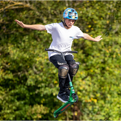 Thumbnail - Schildkröt Scooter-Roller "Flipwhip"