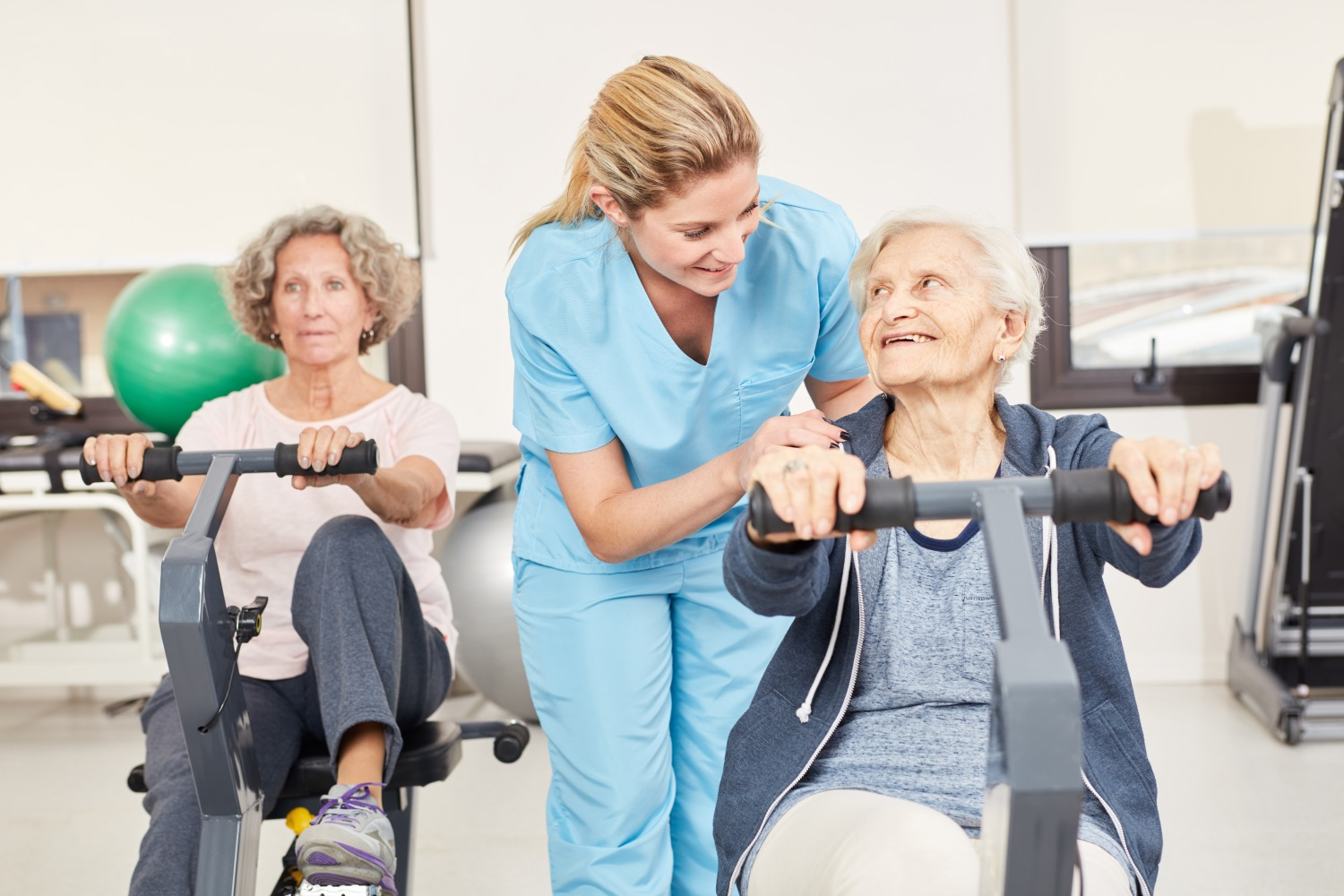 Fitness für Senioren: Muskeln trainieren und Muskelabbau entgegenwirken