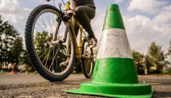 Fahrradrallye: Spaßige Vorübungen für die Fahrradprüfung