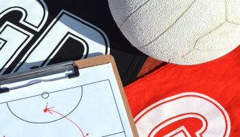 Netball vs Basketball - Was spielen im Schulsport? 