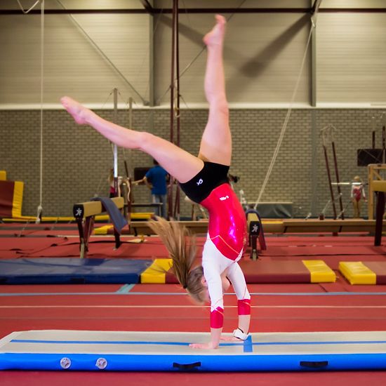 Customer reviews Air Track Tumbling Mat  10   Amazoncom