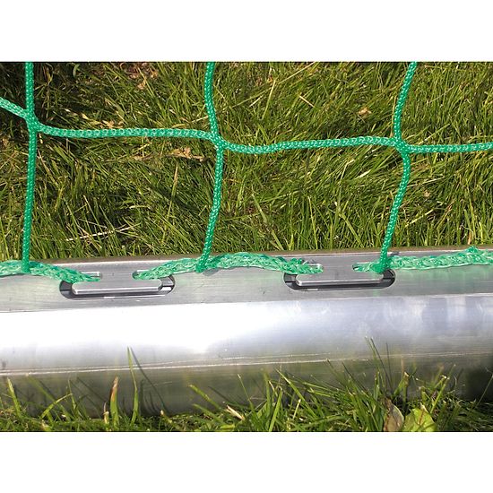 Vollverschweißtes Kleinfeldtor 3x2 m, transportabel, eingefräste Netzhalteschiene