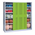 C+P Ballschrank mit Lochblech-Schiebetüren (Typ 4), HxBxT 195x120x50 cm Clowngrün (RAL 110 80 60), Lichtgrau (RAL 7035), Einzelschließung