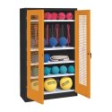 C+P Sportgeräteschrank mit Lochblech-Flügeltüren (Typ 2), HxBxT 195x120x50 cm Gelborange (RAL 2000), Anthrazit (RAL 7021), Einzelschließung, Ergo-Lock Muldengriff