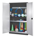 C+P Modul-Sportgeräteschrank "Komplettausstattung" mit Vollblech-Flügeltüren, HxBxT 195x120x50 cm Lichtgrau (RAL 7035), Anthrazit (RAL 7021), Einzelschließung, Ergo-Lock Muldengriff