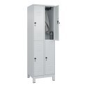 C+P Doppel-Garderobenschrank "Classic Plus", Abteilbreite 30 cm, mit Füßen 195x60x50 cm/ 4 Fächer, Lichtgrau (RAL 7035)