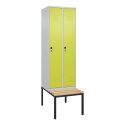 C+P Garderobenschrank "Classic Plus", Abteilbreite 30 cm, mit Sitzbank 212x60x50 cm/ 2 Fächer, Clowngrün (RAL 110 80 60)