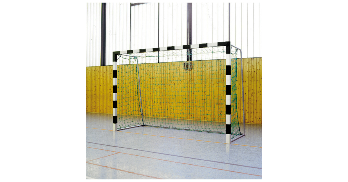 SportThieme Handballtor in Bodenhülsen stehend mit anklappbaren Netzbügeln, 3x2 m kaufen