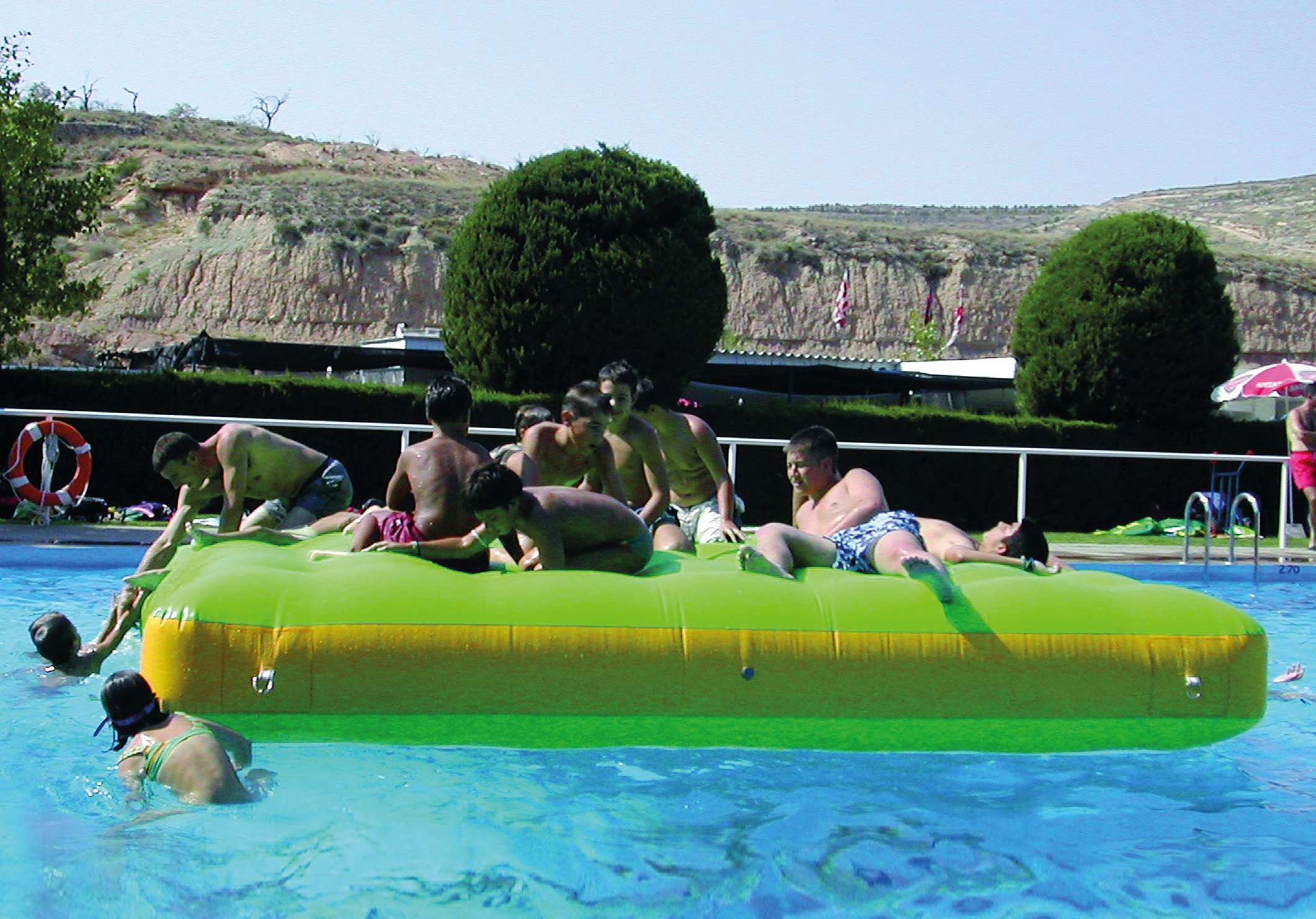 Airkraft Wasserobjekt „Schwimm- und Sprunginsel“, 3×3 m