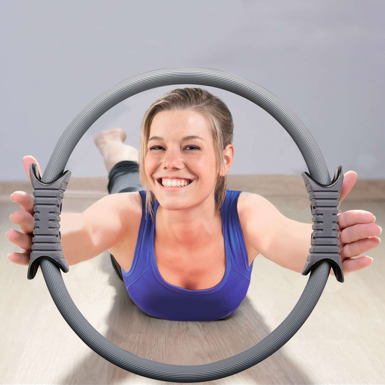 Pilates Übungen mit und ohne Kleingeräte