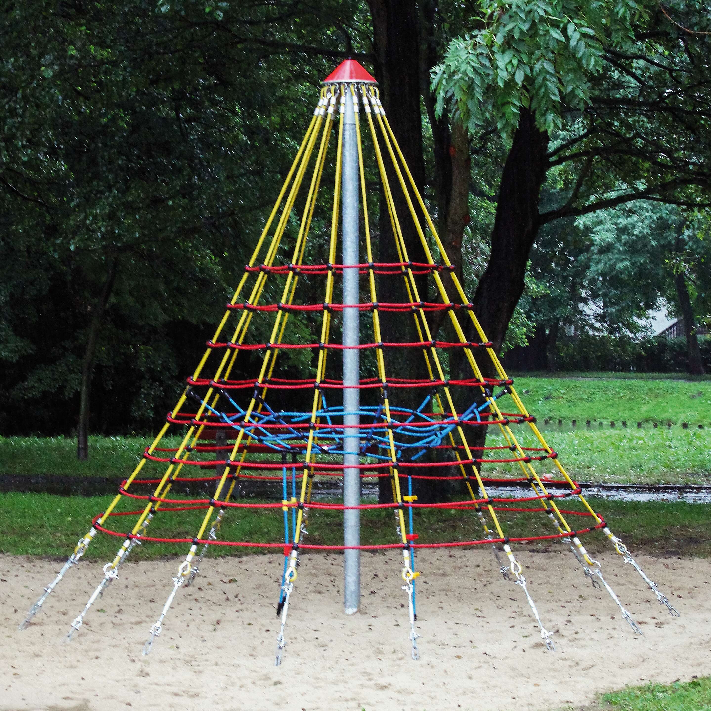 Huck Seiltechnik Cheops-Pyramide „Mini“, Zum Einbetonieren