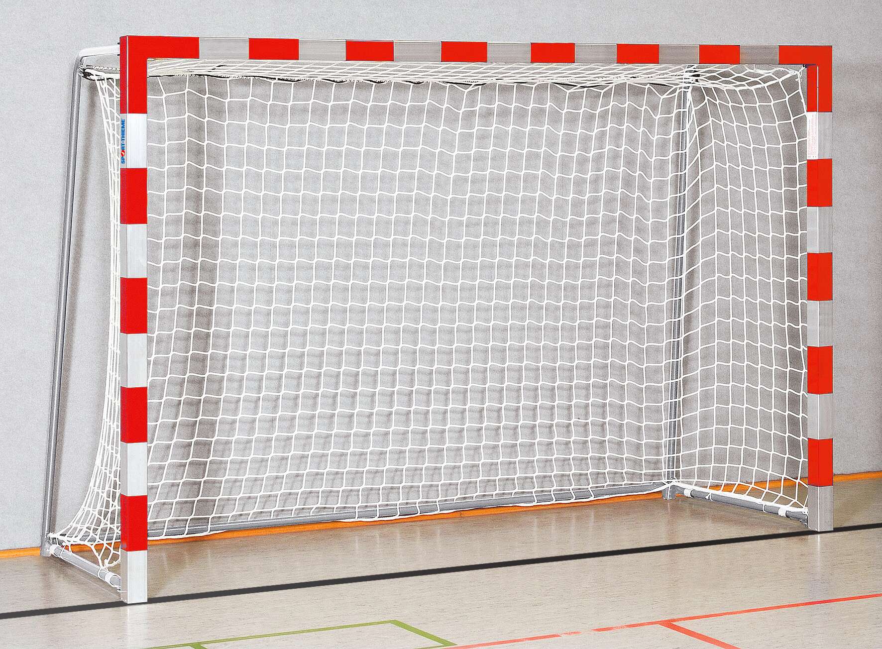 Sport-Thieme Handballtor in Bodenhülsen stehend, 3×2 m, Rot-Silber, Verschraubte Eckverbindungen