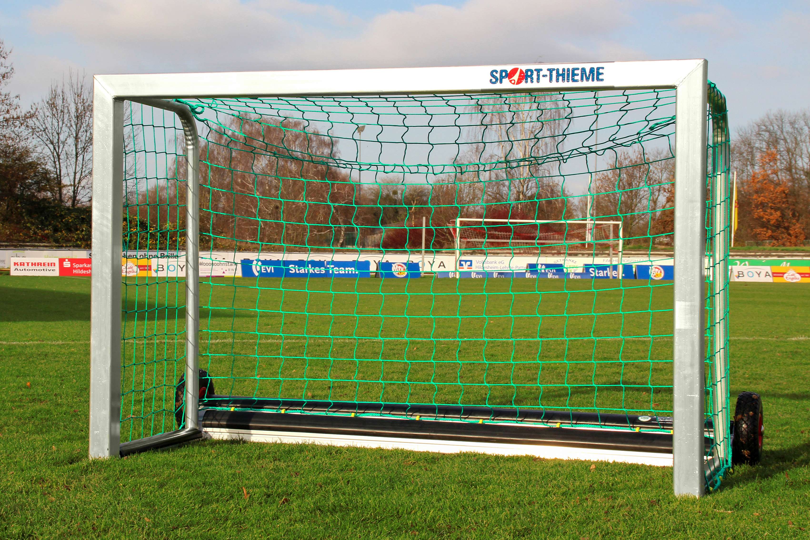 Sport-Thieme Mini-Fußballtor „Safety“ mit PlayersProtect, Inkl. Netz, grün (MW 4,5 cm), 2,40×1,60 m