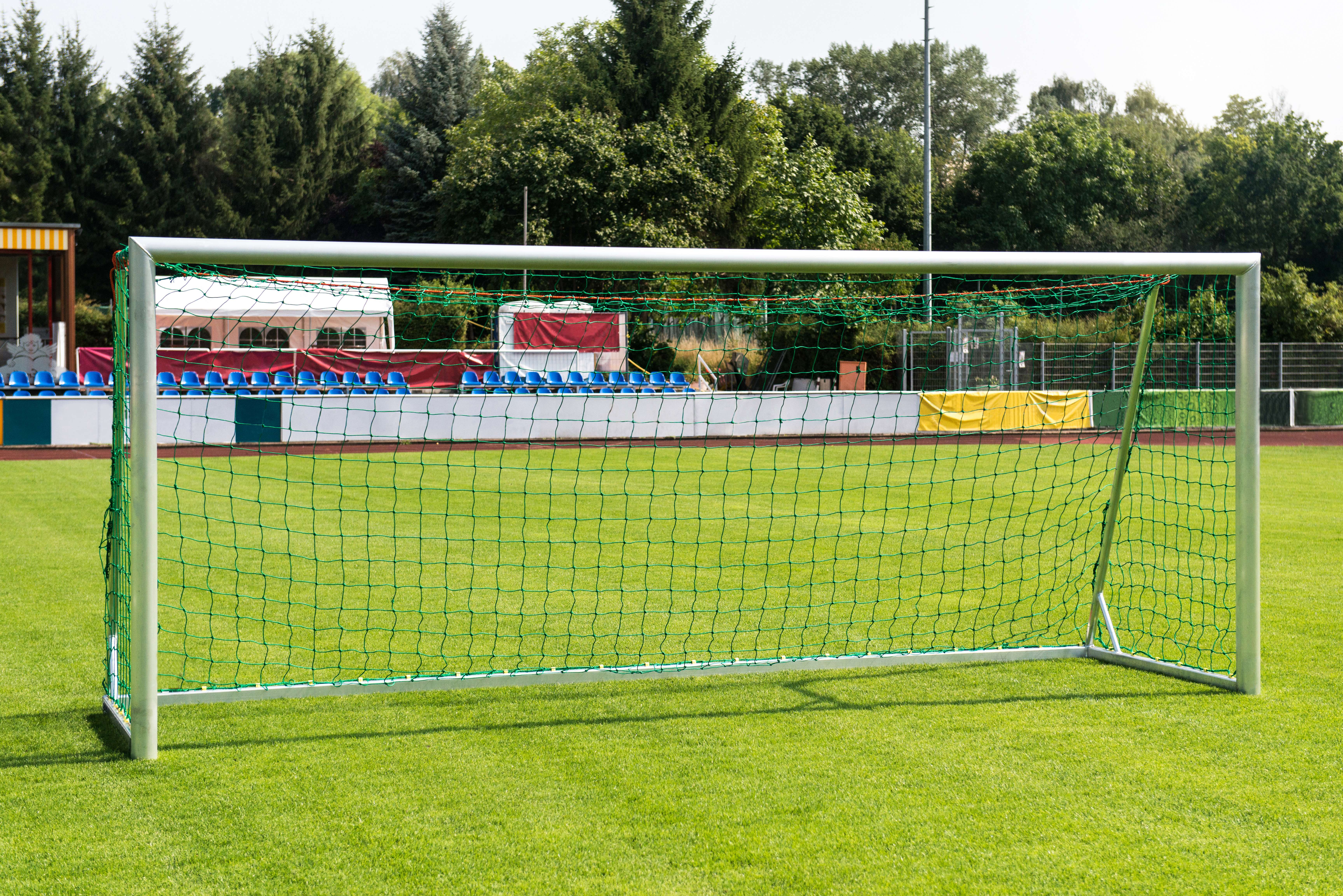 Sport-Thieme Jugend-Fußballtor mit Netzbefestigung SimplyFix, frei stehend, vollverschweißt, 2 m
