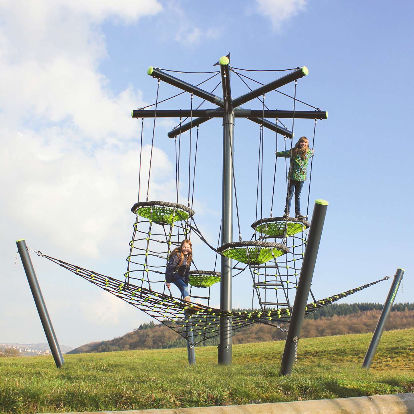 Huck Seiltechnik Seilspielgerät „Vogelnestbaum Laola“