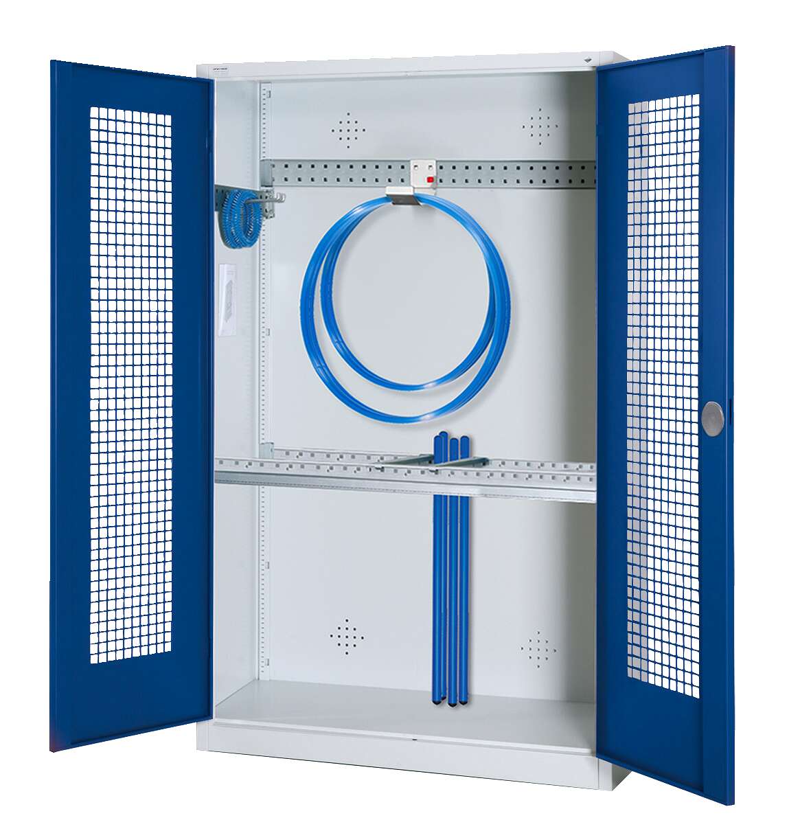 C+P Modul-Sportgeräteschrank „Grundausstattung“ mit Lochblech-Flügeltüren, HxBxT 195x120x50 cm, Ergo-Lock Muldengriff, Enzianblau (RAL 5010), Lichtgrau (RAL 7035), Gleichschließung