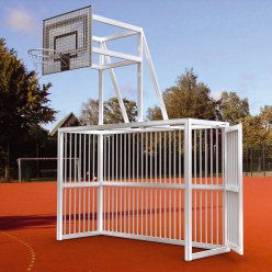 Sport-Thieme Basketballanlage für stationären Outdoor Streetsoccer-Court