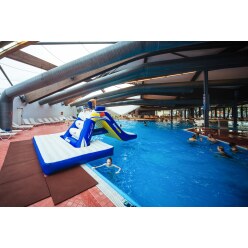 Aquaglide® Freefall mit Pool Slide Pad
