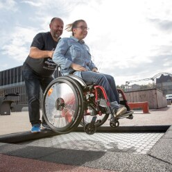 Eurotramp Rollstuhl-Bodentrampolin "Playground"