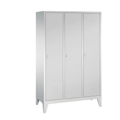 C+P Garderobenschrank "S 2000 Classic", Abteilbreite 40 cm mit 15 cm hohen Füßen