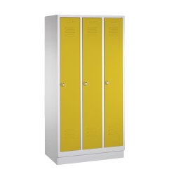 C+P Garderobenschrank "S 2000 Classic", Abteilbreite 30 cm mit 10 cm hohem Sockel