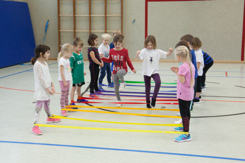 Spielideen für Hüpfen und Springen